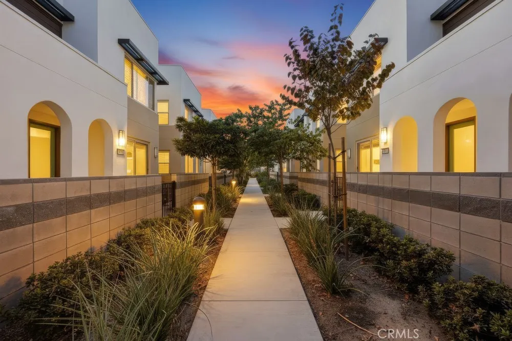 3570 E Peckham Paseo Ontario, CA 91761