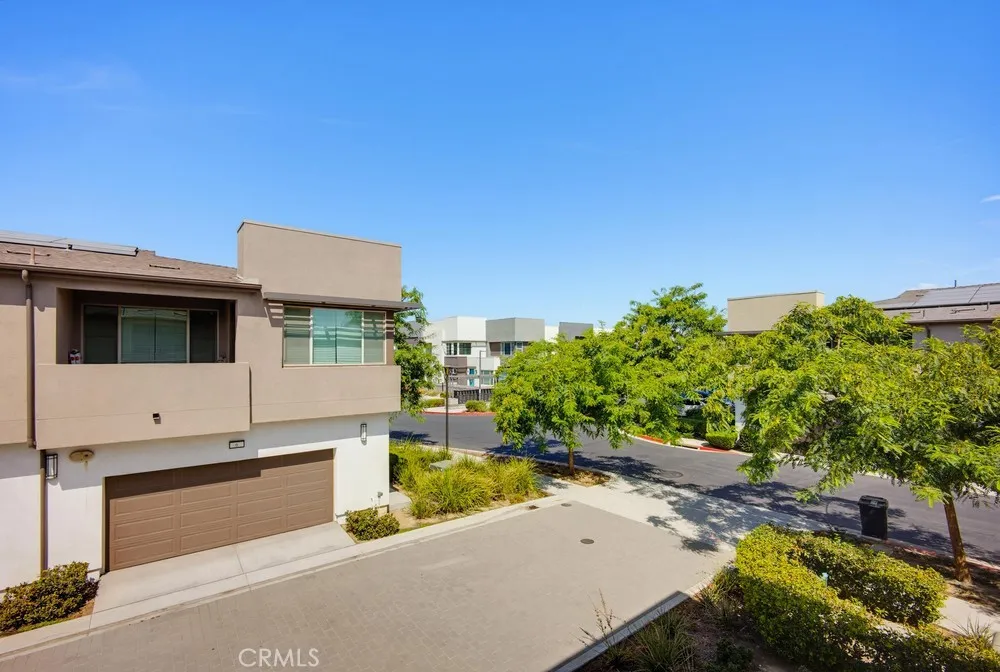 3570 E Peckham Paseo Ontario, CA 91761
