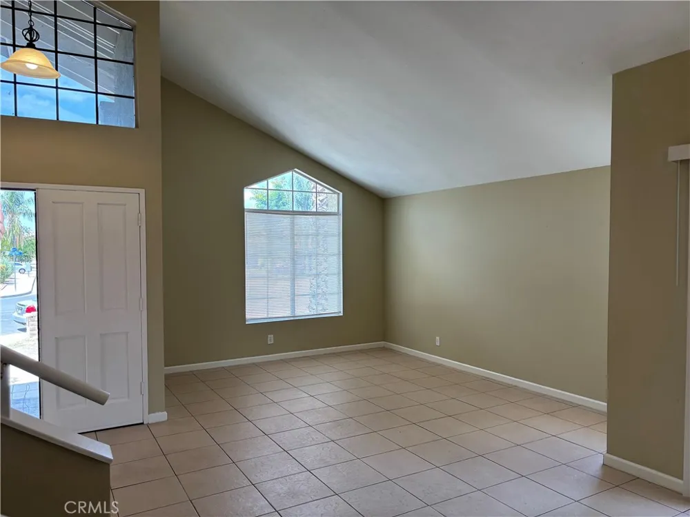 770 Regateo Hemet, CA 92543