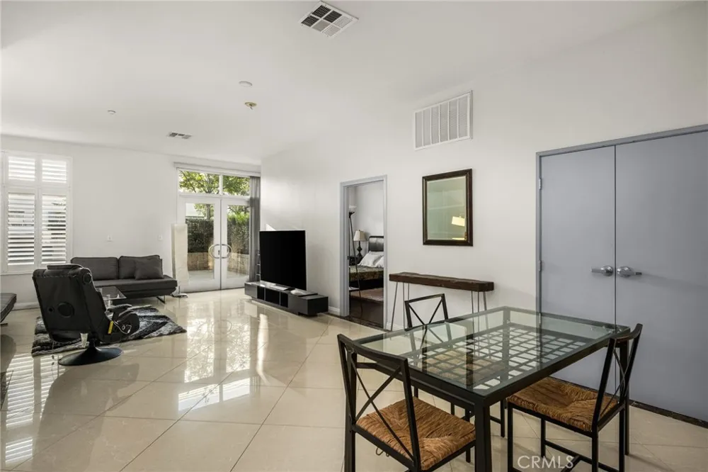 435 W Center Street Promenade #226 Anaheim, CA 92805