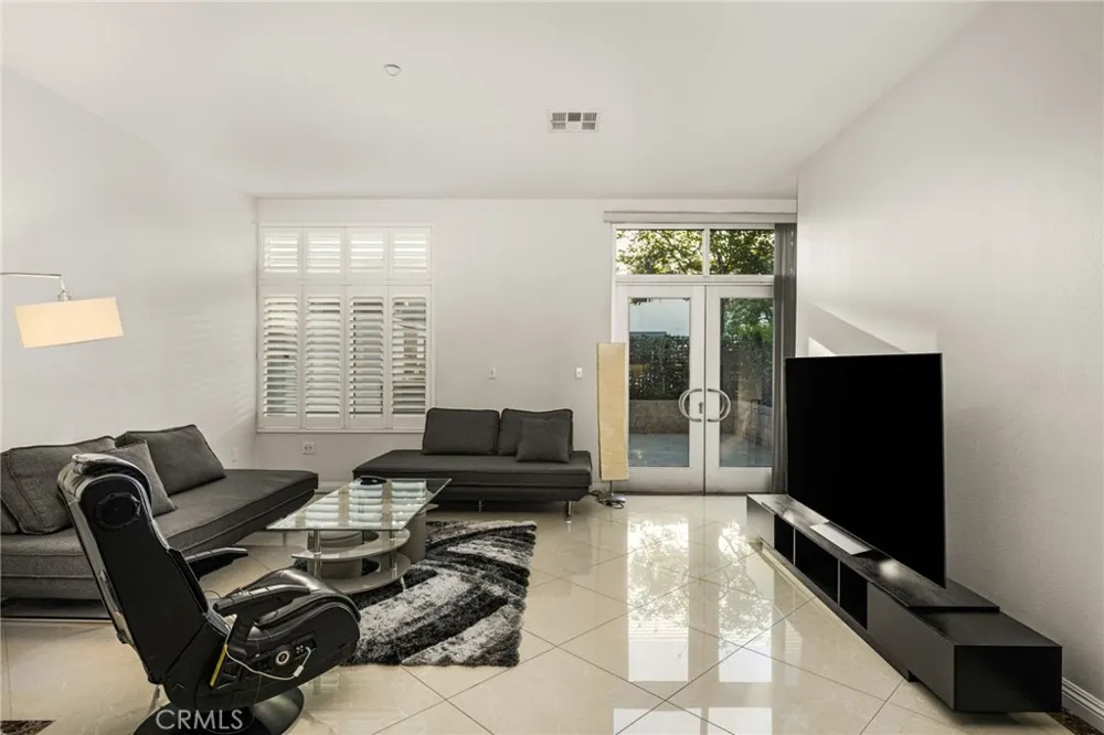 435 W Center Street Promenade #226 Anaheim, CA 92805