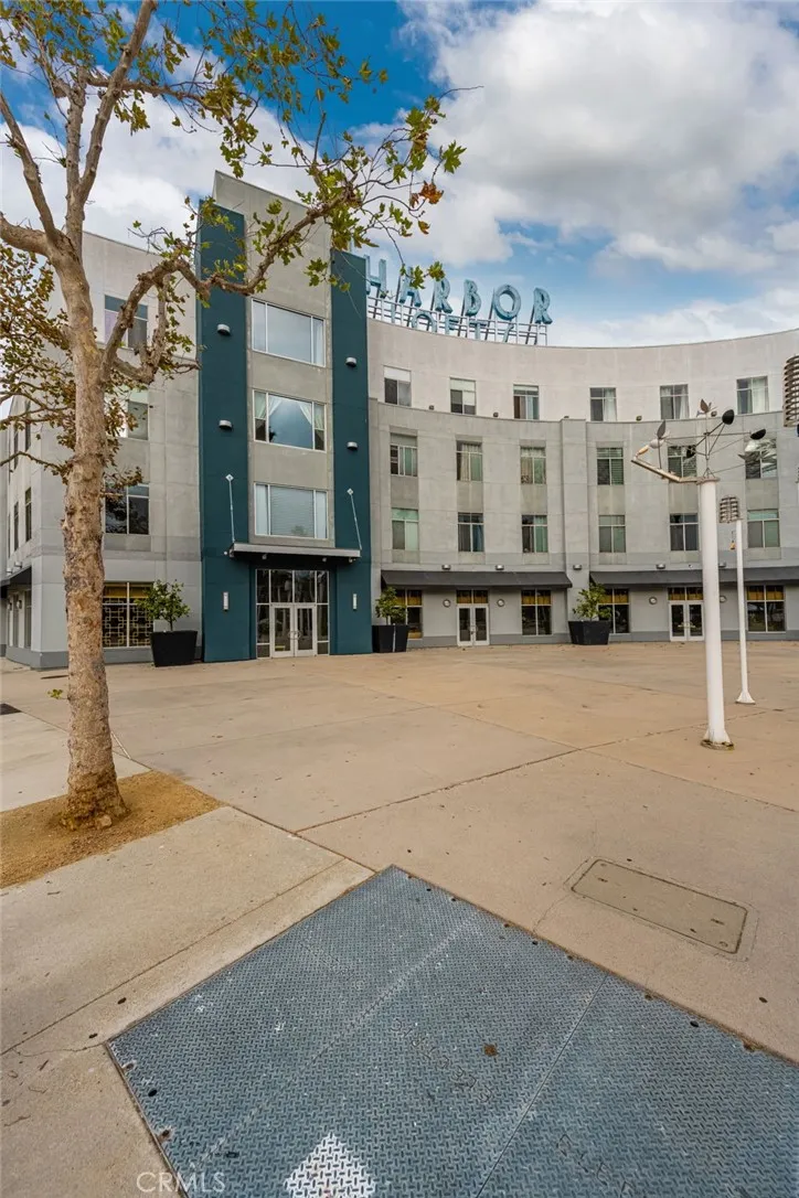 435 W Center Street Promenade #226 Anaheim, CA 92805