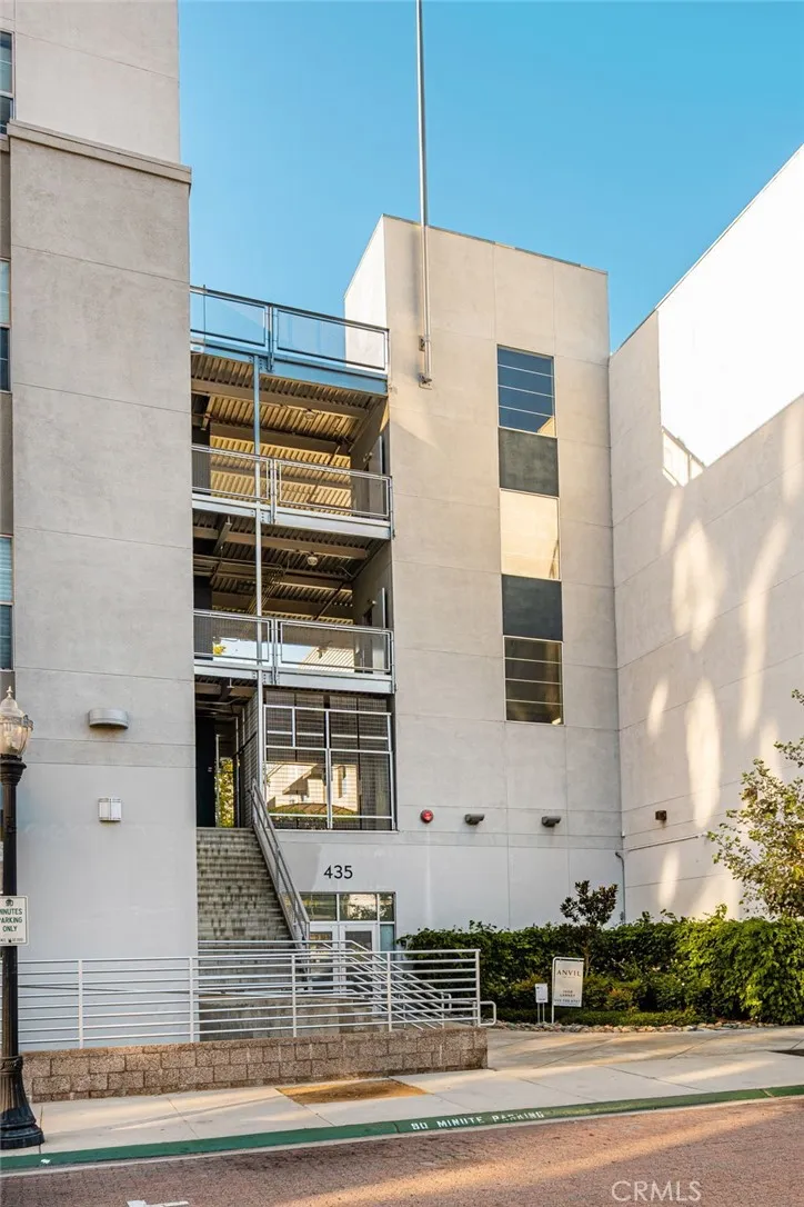 435 W Center Street Promenade #226 Anaheim, CA 92805