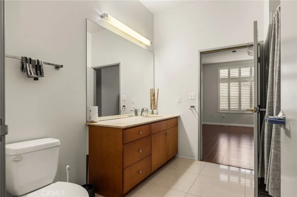 435 W Center Street Promenade #226 Anaheim, CA 92805