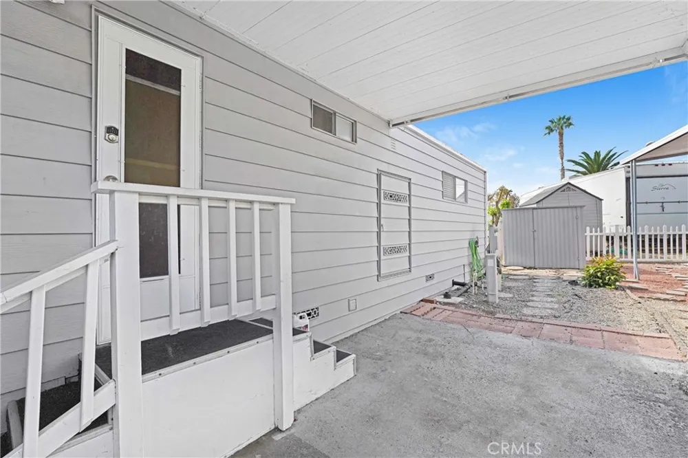 17705 S Western #64 Gardena, CA 90248