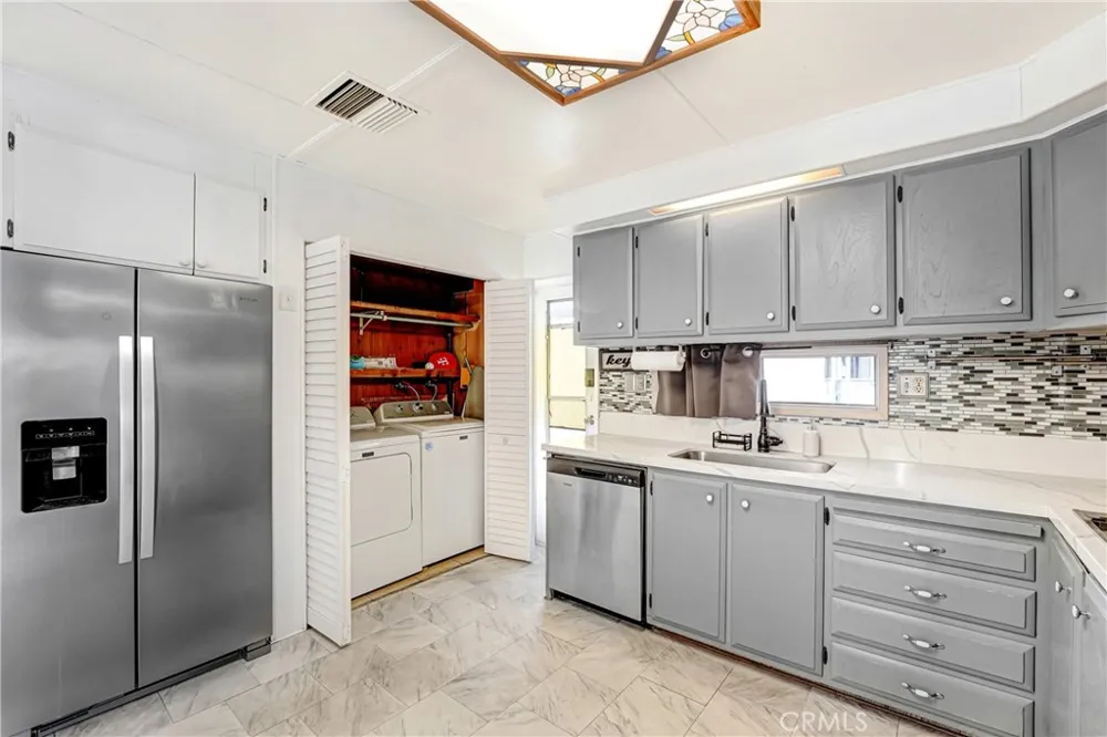 17705 S Western #64 Gardena, CA 90248