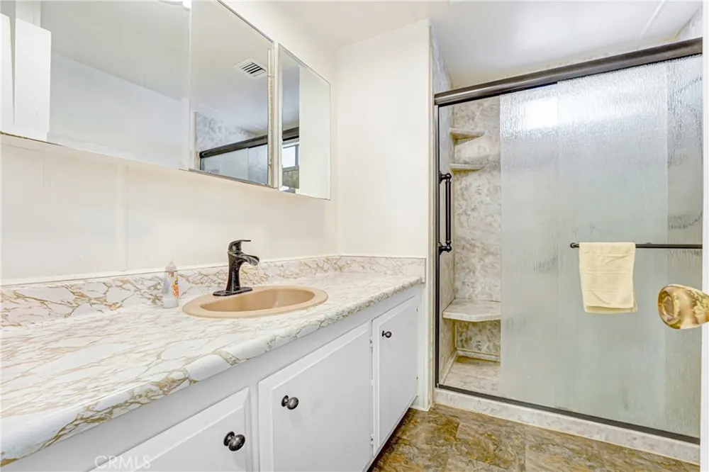 17705 S Western #64 Gardena, CA 90248