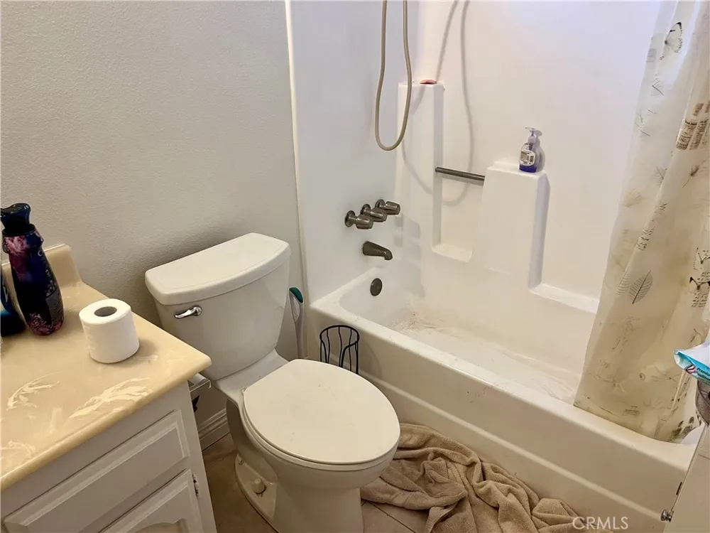 32865 Pepper Drive Lake Elsinore, CA 92532