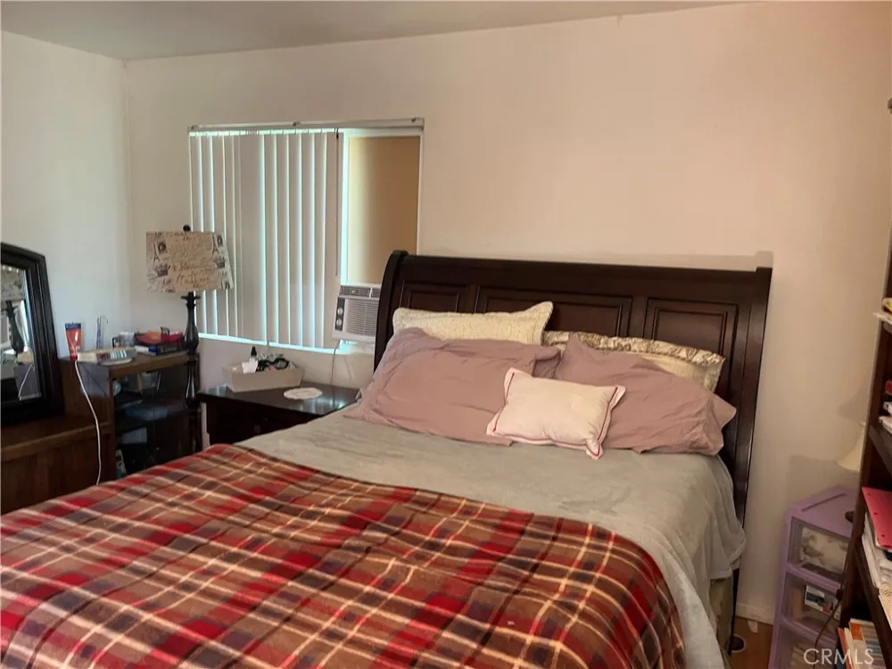 32865 Pepper Drive Lake Elsinore, CA 92532
