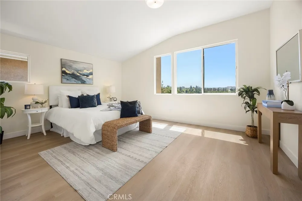 1023 S Brianna Way Anaheim Hills, CA 92808