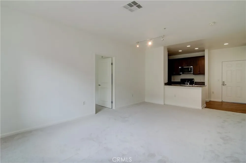2358 Scholarship Irvine, CA 92612