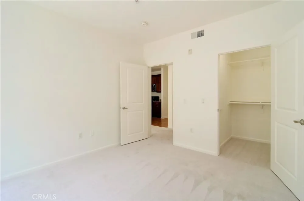 2358 Scholarship Irvine, CA 92612