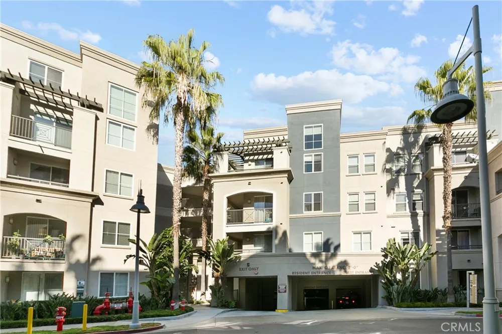 2358 Scholarship Irvine, CA 92612