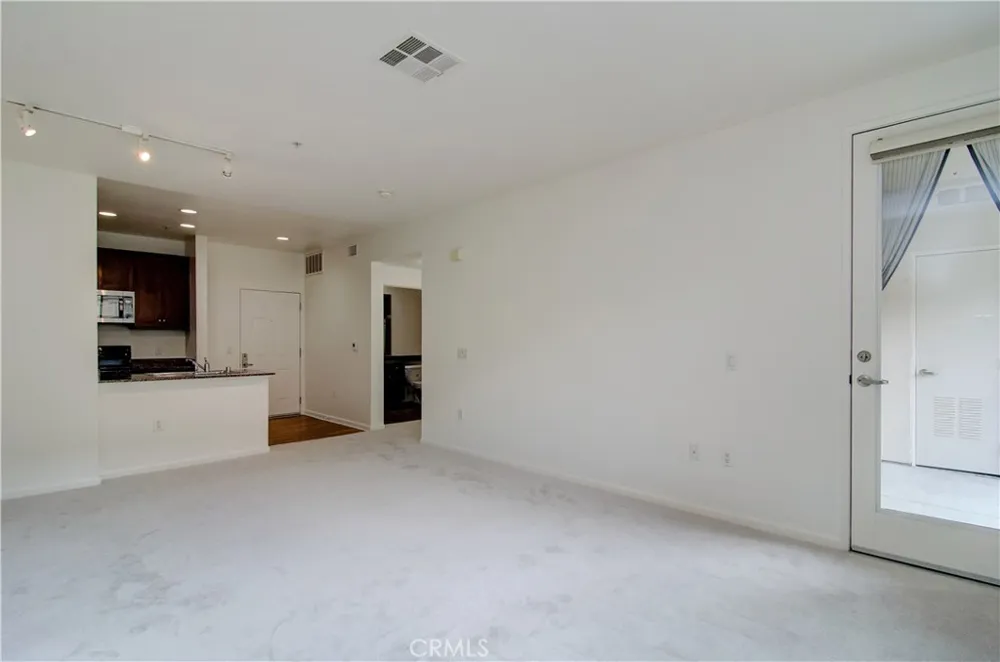 2358 Scholarship Irvine, CA 92612