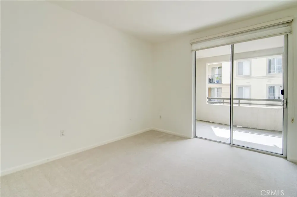2358 Scholarship Irvine, CA 92612