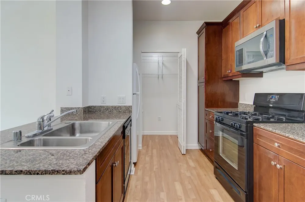 2358 Scholarship Irvine, CA 92612