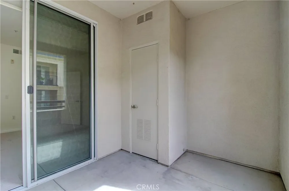 2358 Scholarship Irvine, CA 92612