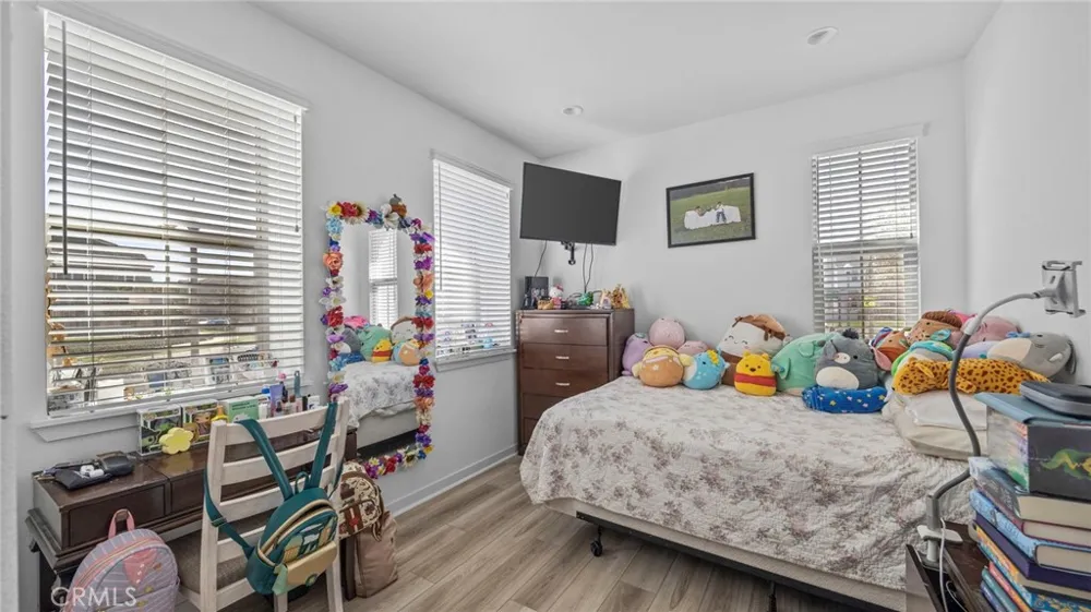 16282 Meadowhouse Avenue Chino, CA 91708