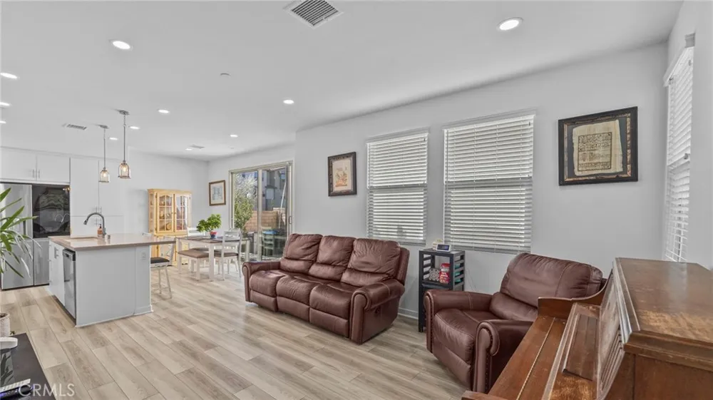 16282 Meadowhouse Avenue Chino, CA 91708