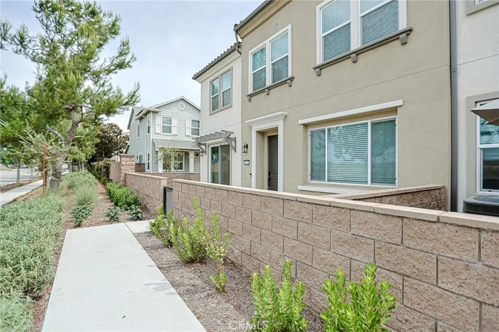 3222 S Lafayette Paseo Ontario, CA 91761