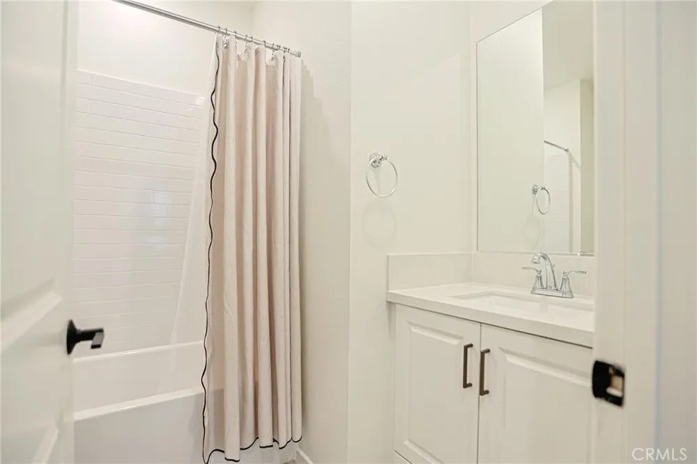 3222 S Lafayette Paseo Ontario, CA 91761