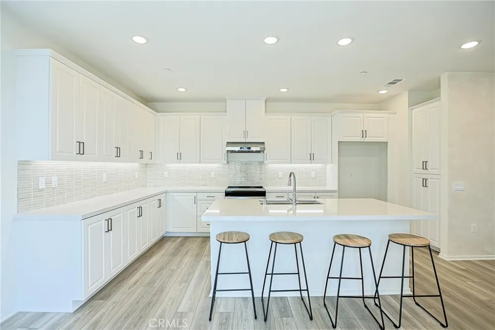 3222 S Lafayette Paseo Ontario, CA 91761
