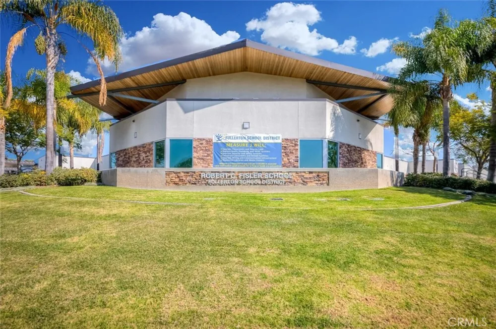 1264 Mcfadden Drive Fullerton, CA 92833