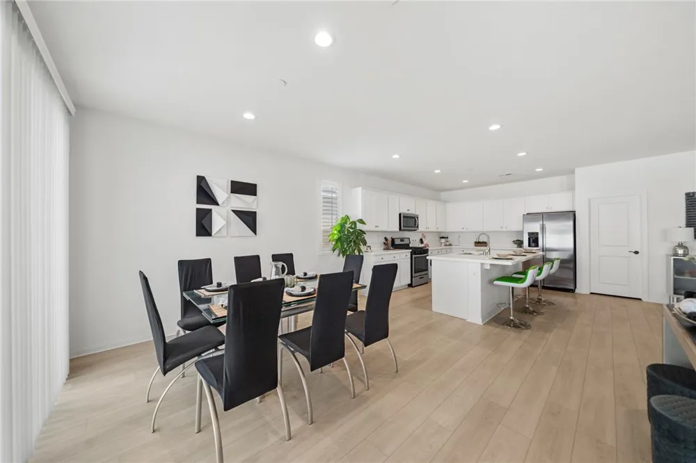 786 Green Court Perris, CA 92571