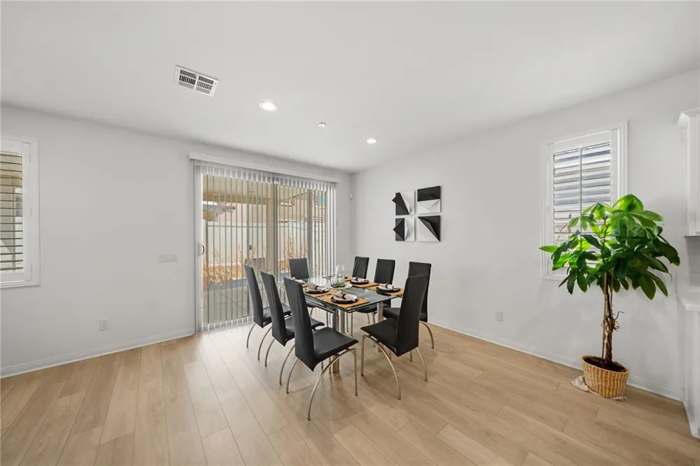 786 Green Court Perris, CA 92571