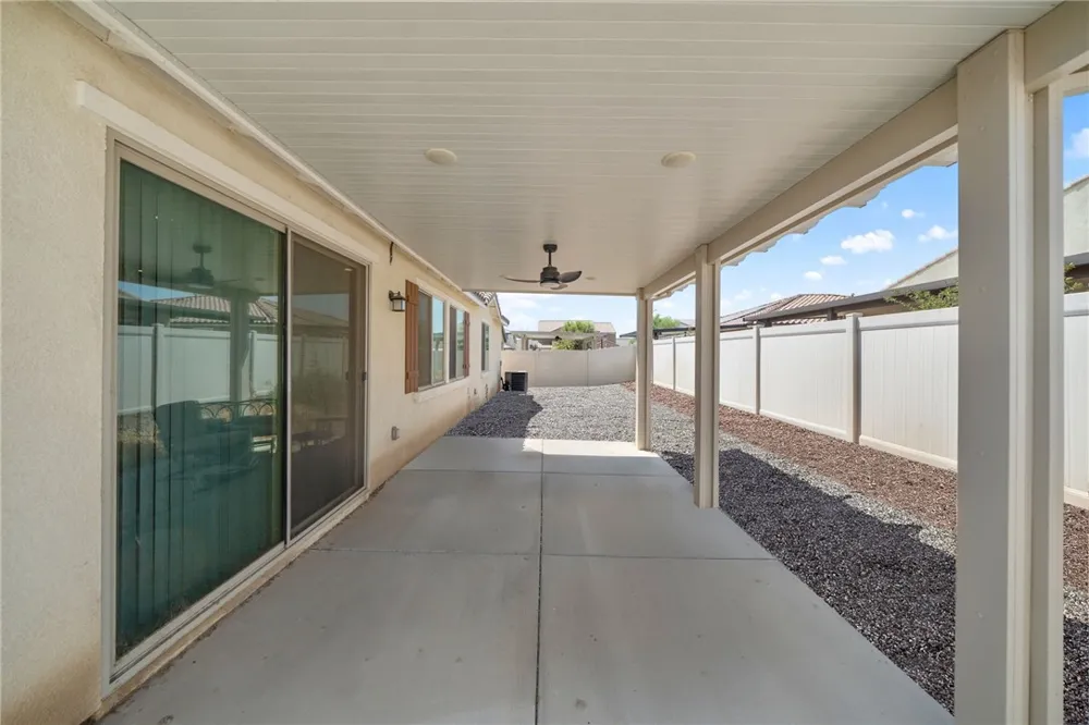786 Green Court Perris, CA 92571