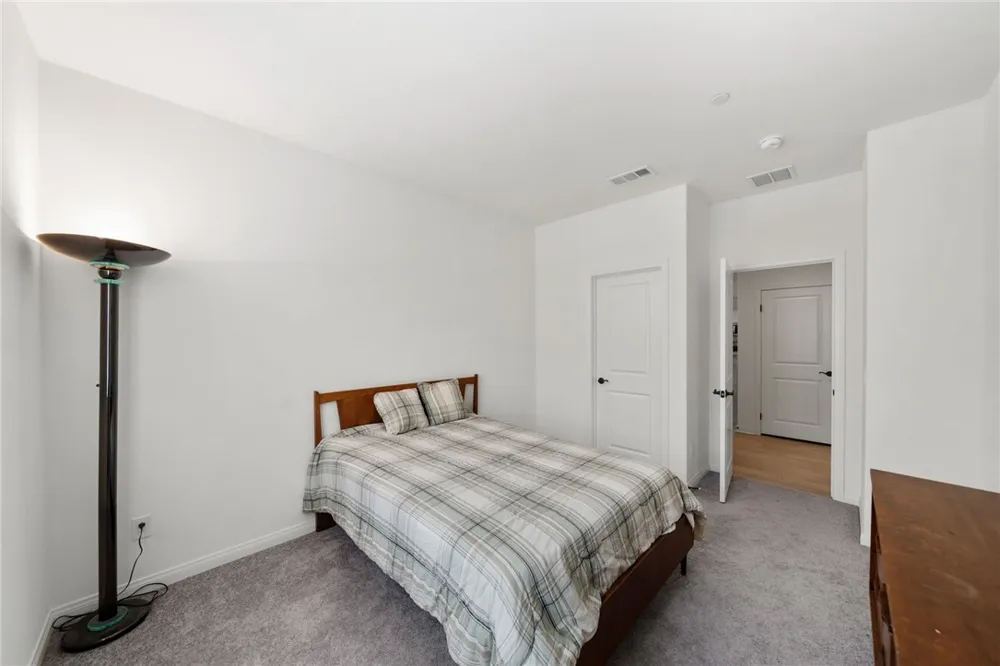 786 Green Court Perris, CA 92571