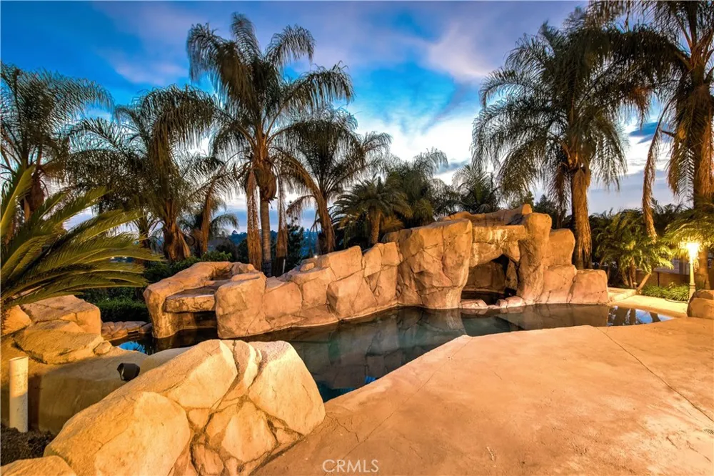 12296 Circula Panorama Santa Ana, CA 92705