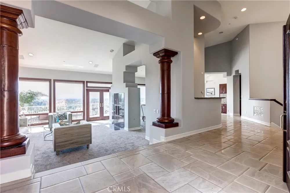 12296 Circula Panorama Santa Ana, CA 92705