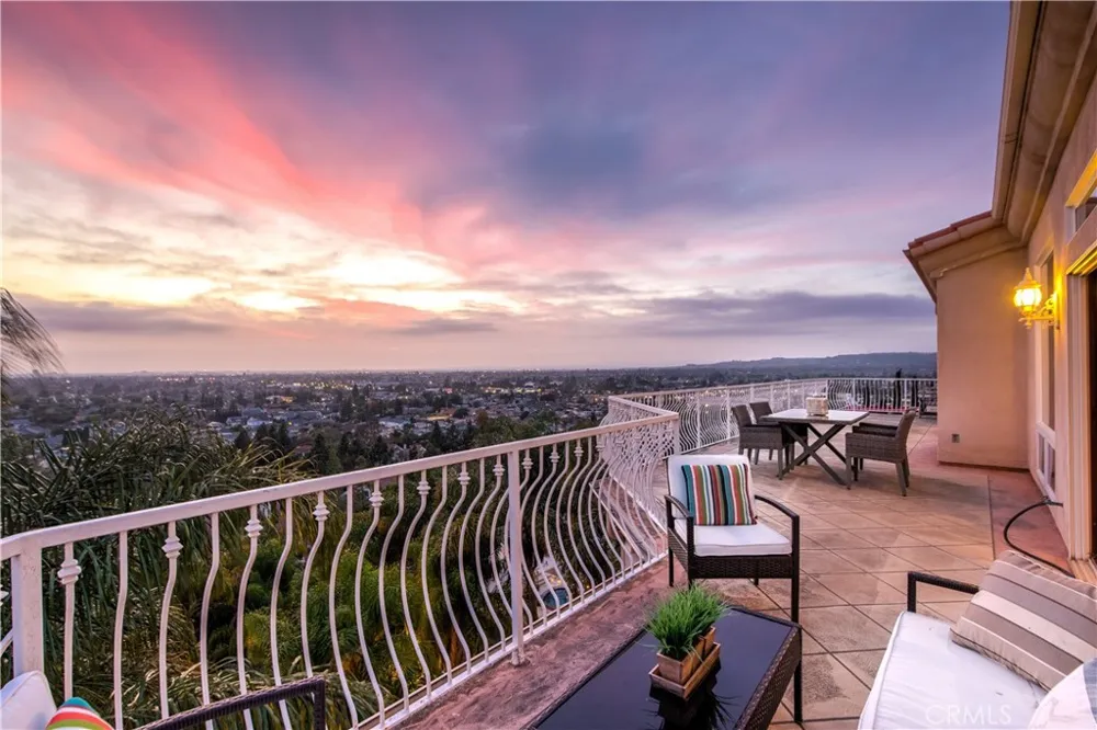 12296 Circula Panorama Santa Ana, CA 92705