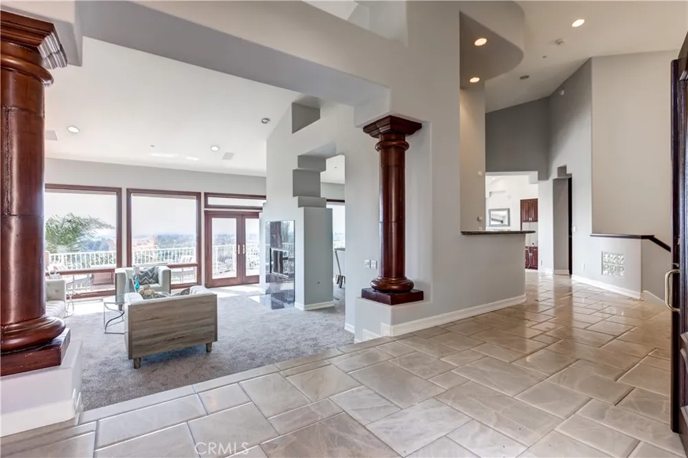 12296 Circula Panorama Santa Ana, CA 92705