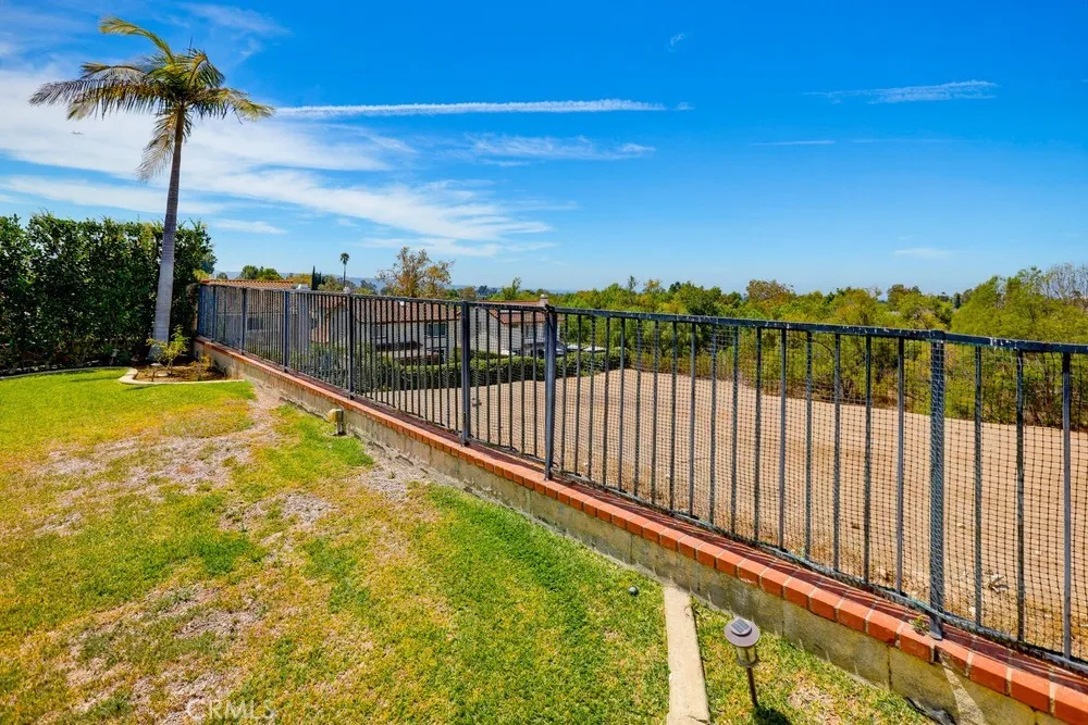 4331 Via Del Obispo Yorba Linda, CA 92886
