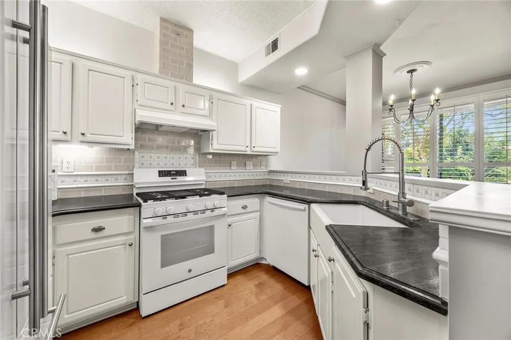 1108 S Positano Avenue Anaheim Hills, CA 92808