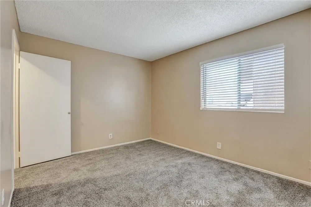 450 E 4th Street #334 Santa Ana, CA 92701