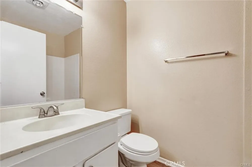450 E 4th Street #334 Santa Ana, CA 92701
