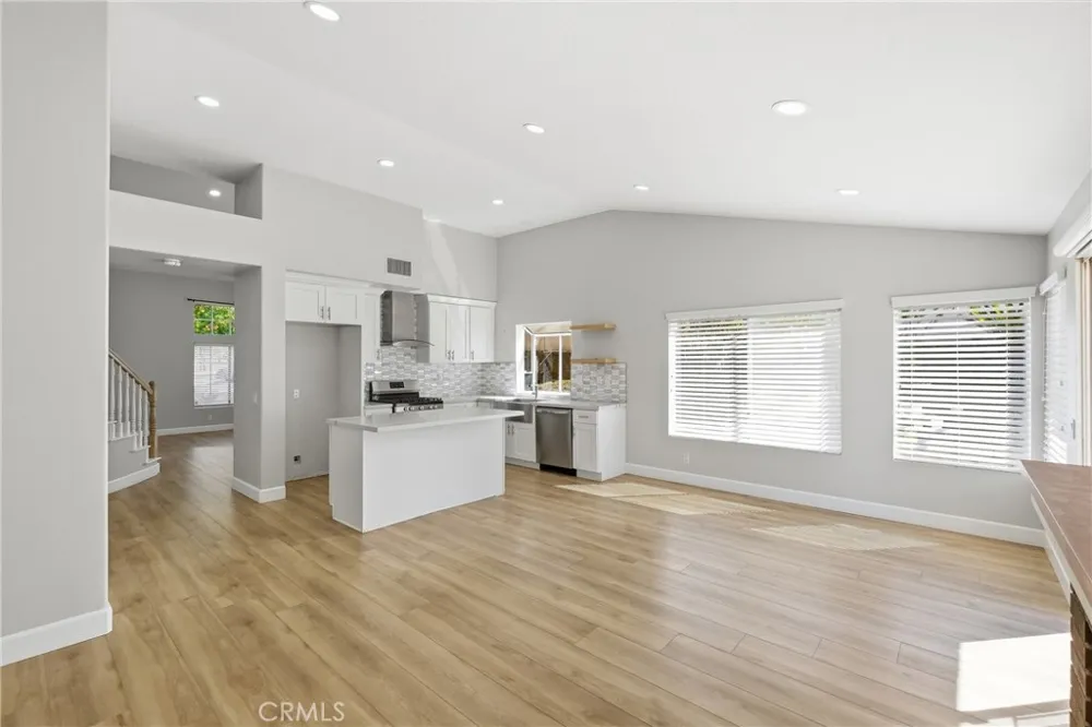 2482 Steven Drive Corona, CA 92879