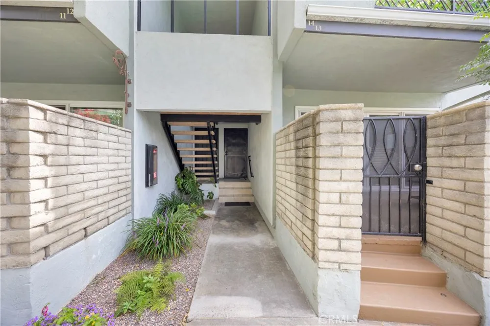 5140 E Atherton Street #13 Long Beach, CA 90815