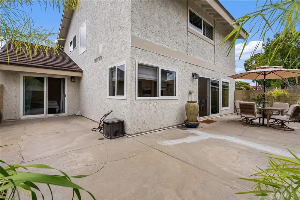 5112 Kingscross Westminster, CA 92683