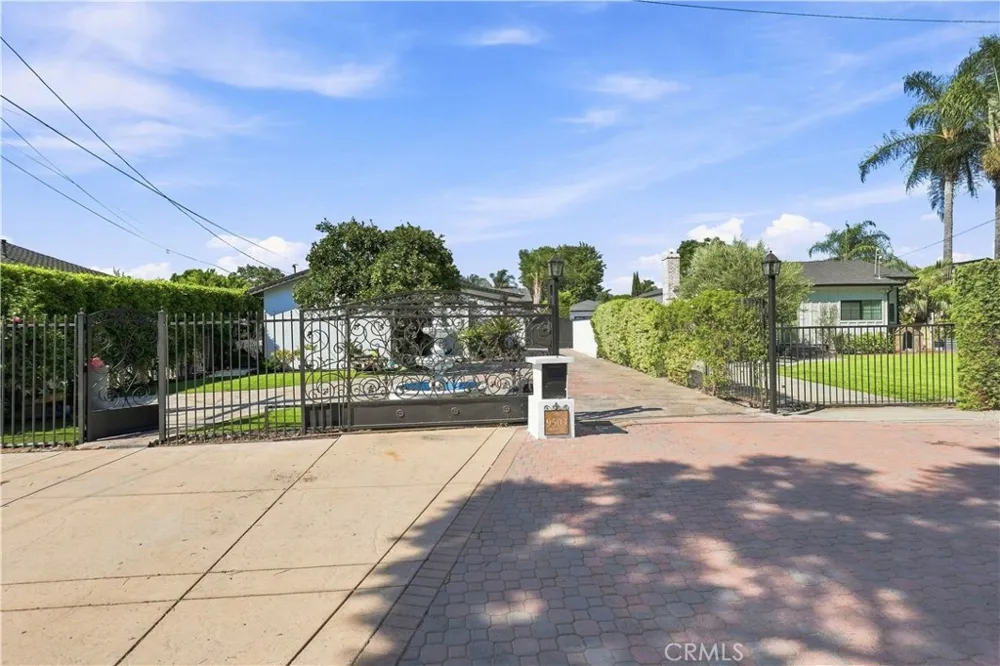 9503 Dork Pico Rivera, CA 90660