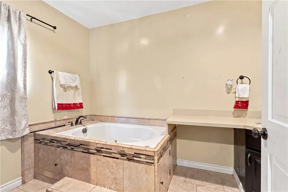 9503 Dork Pico Rivera, CA 90660
