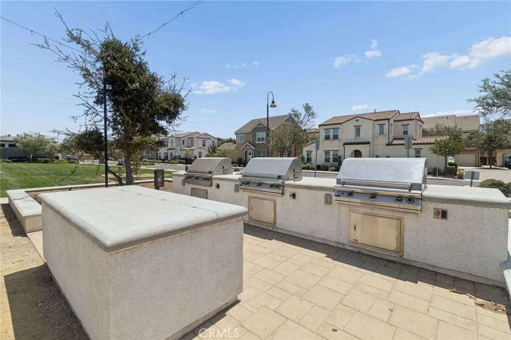 2811 E Kendall Ontario, CA 91761