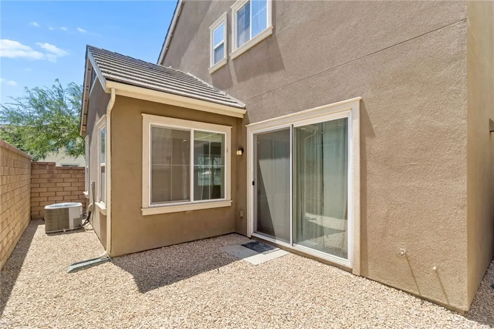2811 E Kendall Ontario, CA 91761