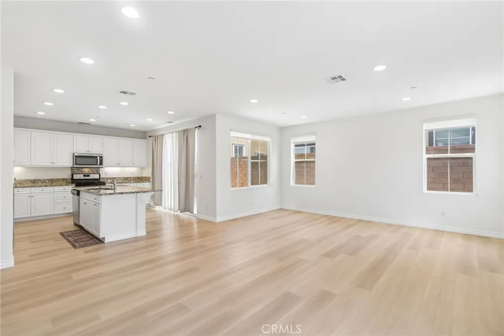 2811 E Kendall Ontario, CA 91761