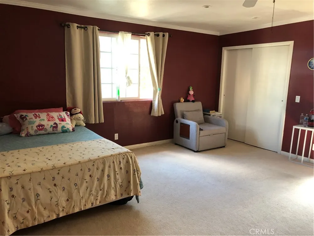 1234 E Oak Street Anaheim, CA 92805