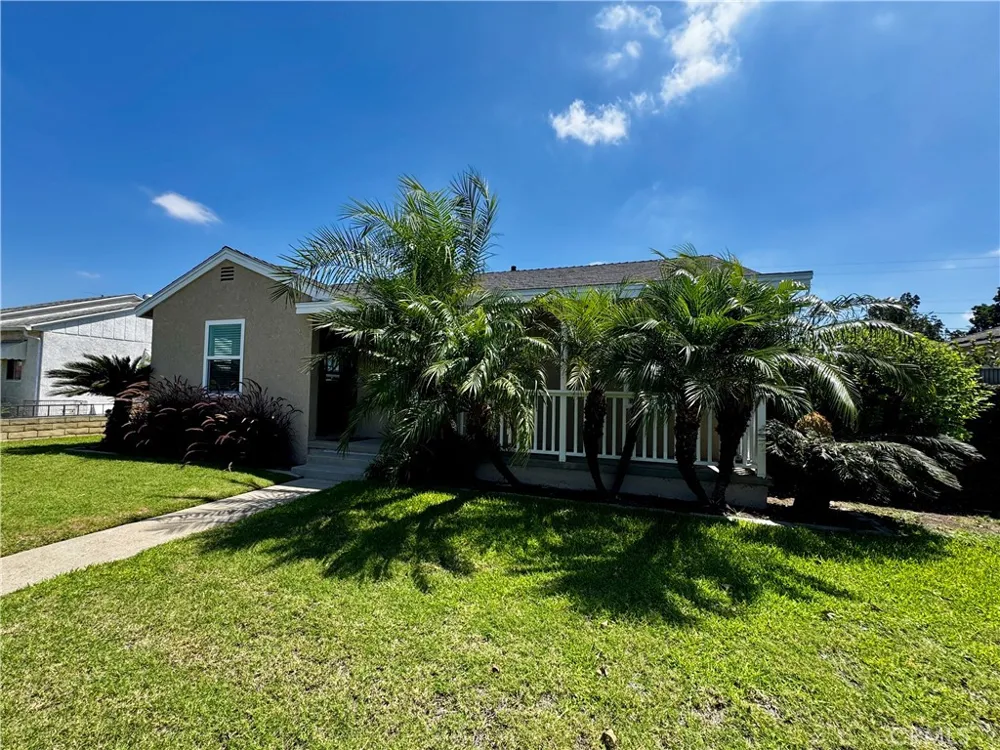 14414 Studebaker Norwalk, CA 90650