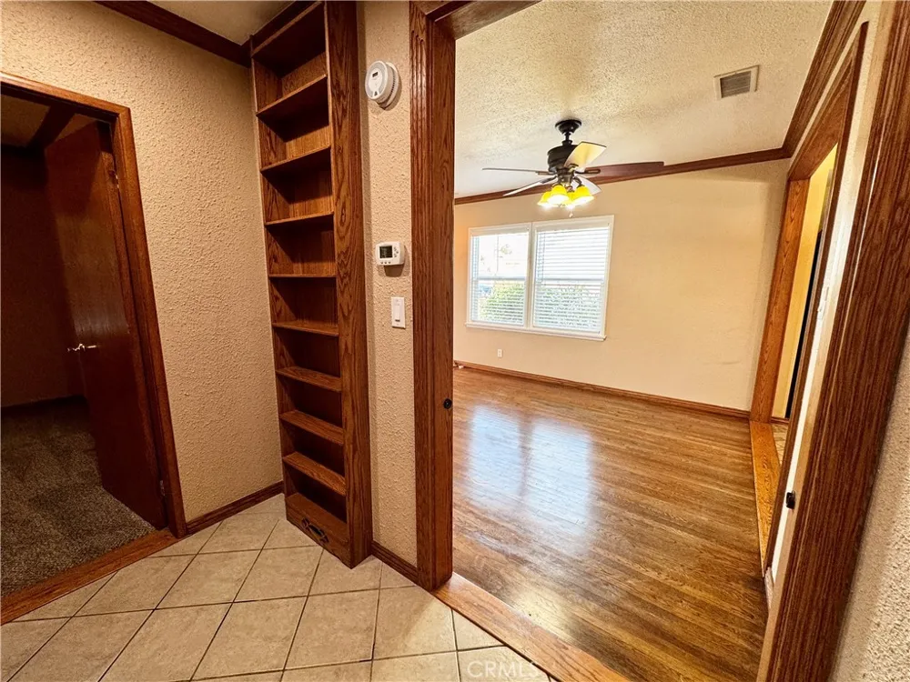 14414 Studebaker Norwalk, CA 90650